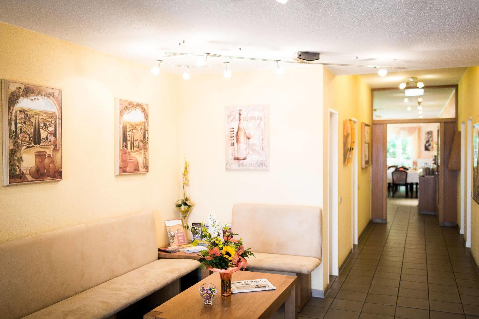Apart Hotel Weimar מראה חיצוני תמונה