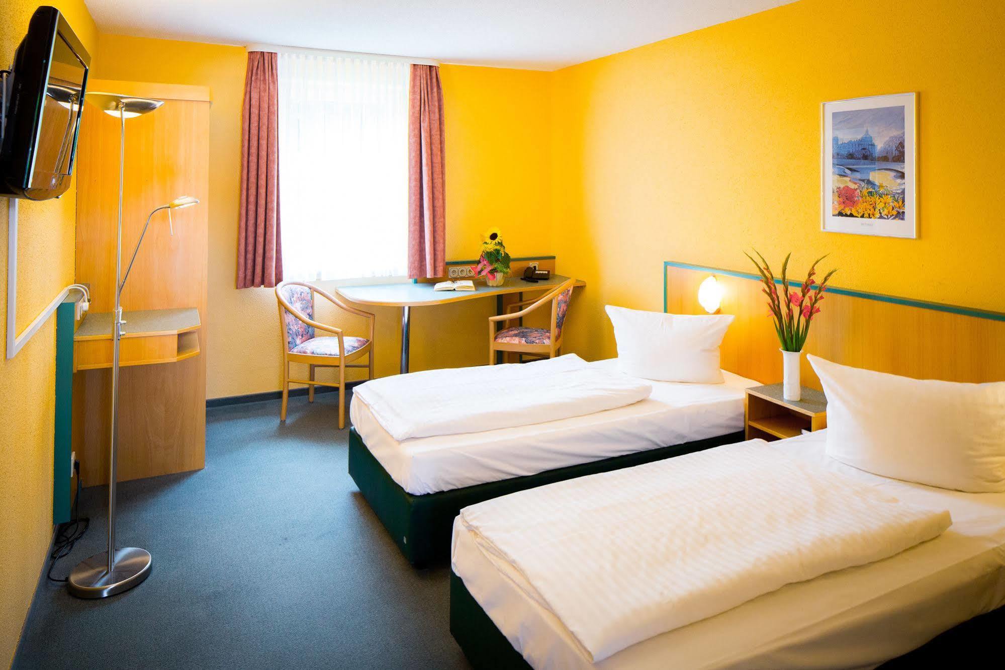 Apart Hotel Weimar מראה חיצוני תמונה