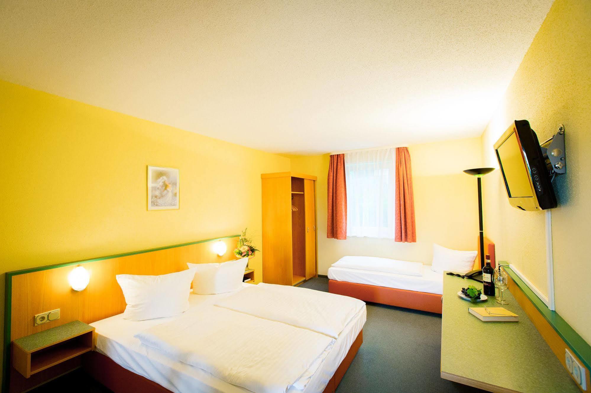 Apart Hotel Weimar מראה חיצוני תמונה